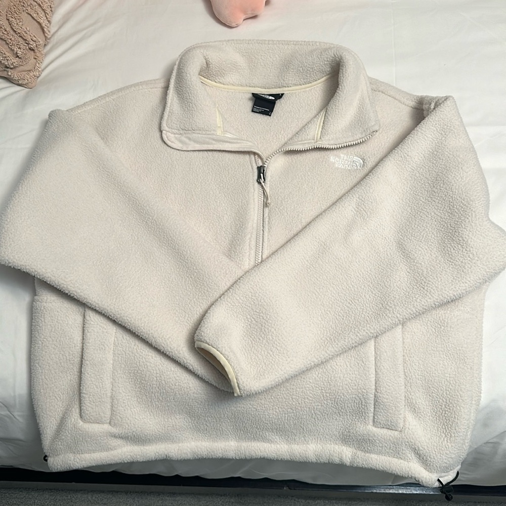 Cream North Face Sherpa